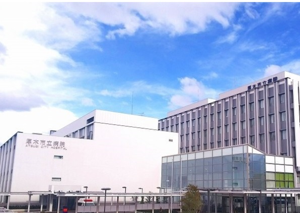 病院　厚木市立病院（病院）まで488m