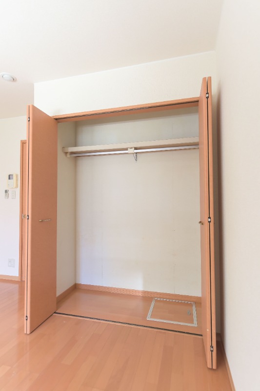 収納　クローゼット