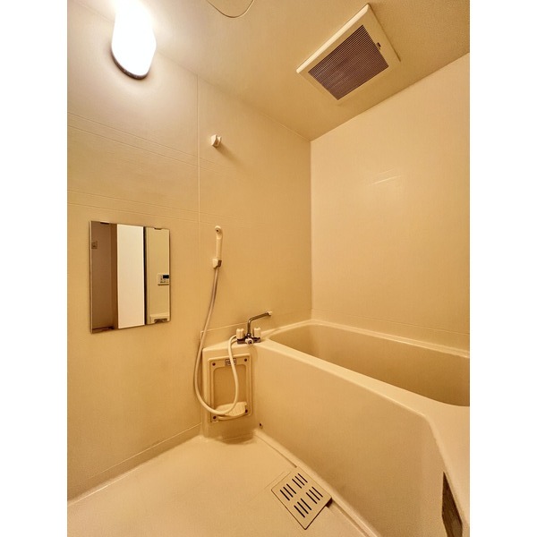バス・シャワールーム　別号室イメージ