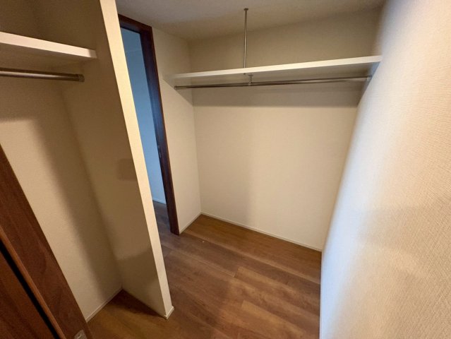 収納　クリオ金山ブライトマークス