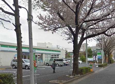 コンビニ　ファミリーマート　練馬春日町六丁目店（コンビニ）まで144m