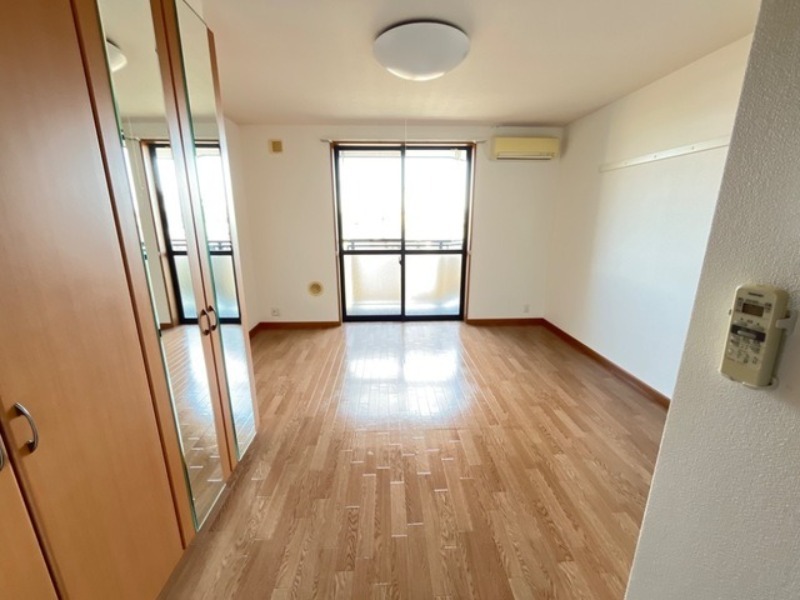 居室・リビング　図面と現状に相違がある場合には現状を優先