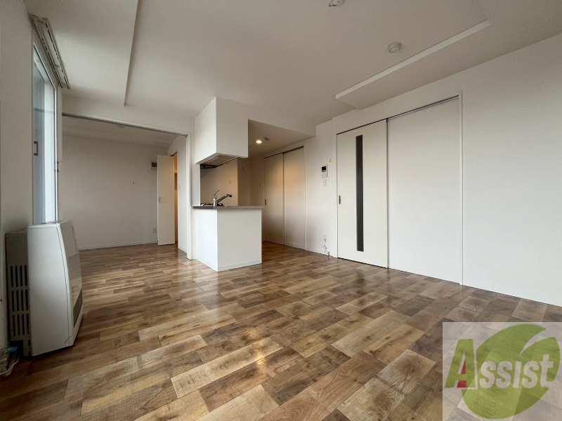 居室・リビング　広々としたリビングですね。使い勝手がよさそうですね！