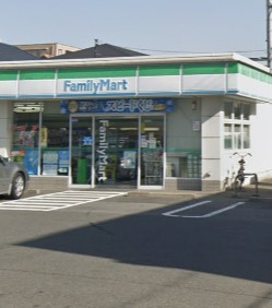 コンビニ　ファミリーマート 塩付通店（コンビニ）まで356m