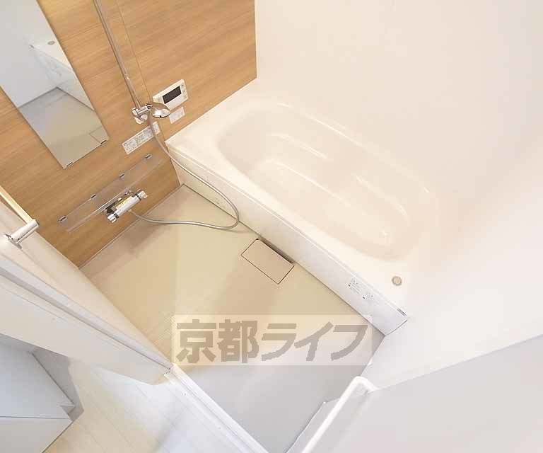 バス・シャワールーム　大きなお風呂です。