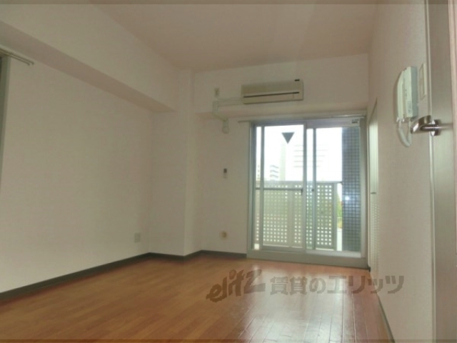 居室・リビング　居室