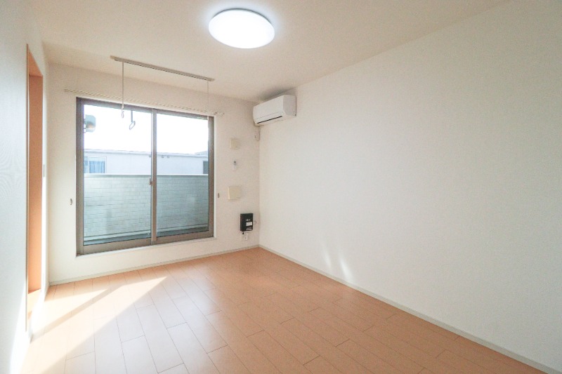 居室・リビング　図面と現状に相違がある場合には現状を優先