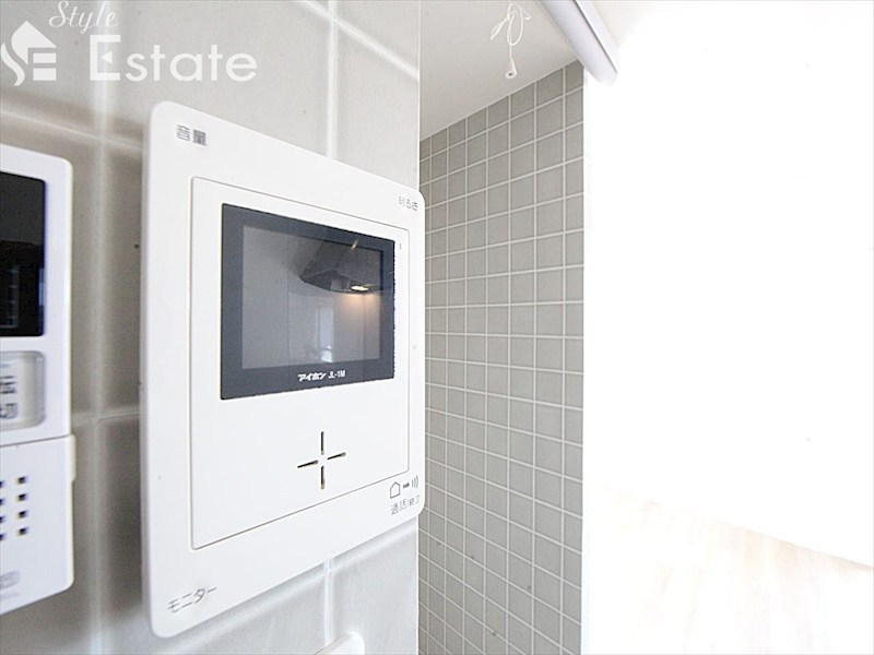 セキュリティ　モニター付きインターホン