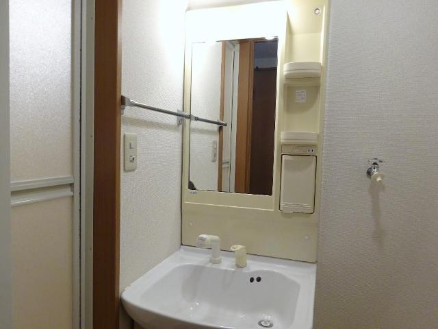 洗面設備　洗髪洗面化粧台