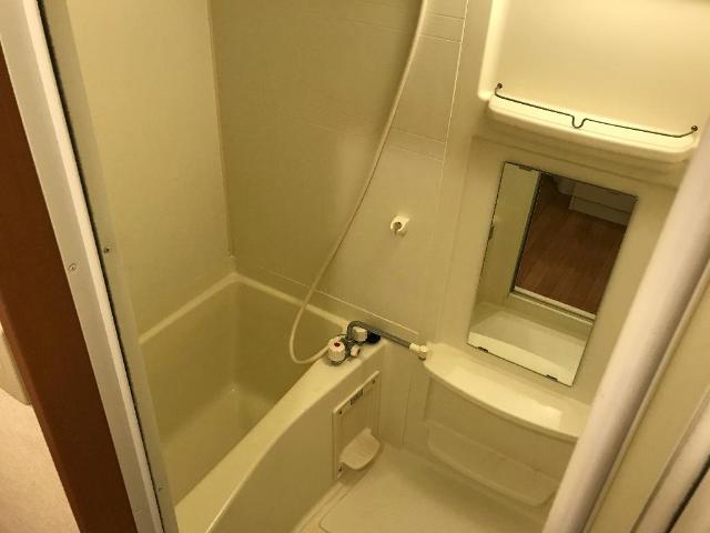 バス・シャワールーム　バス（浴室換気乾燥機）