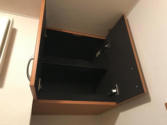 玄関　下足箱（上部）