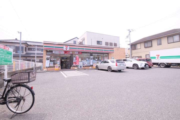 コンビニ　セブンイレブン川越仙波町2丁目店（コンビニ）まで408m