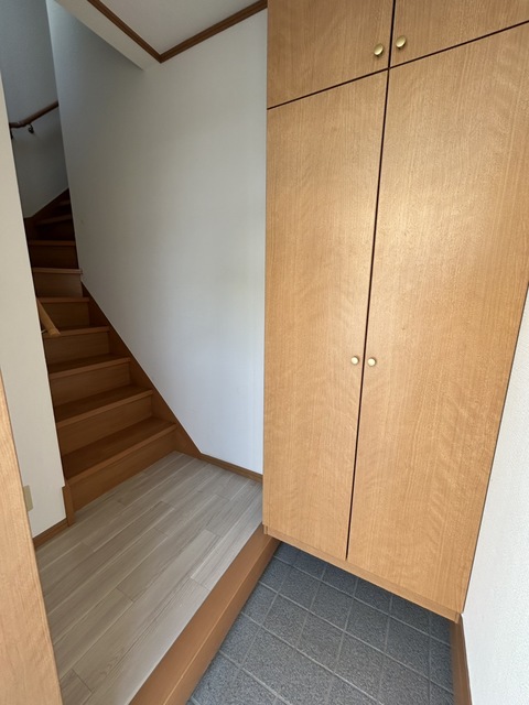 玄関　２階参考