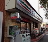 コンビニ　セブンイレブン 若林陸橋店（コンビニ）まで852m
