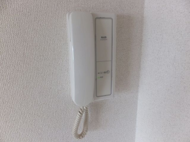 エントランス　インターホン