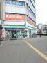 コンビニ　ファミリーマート地下鉄昭和町駅前店（コンビニ）まで190m