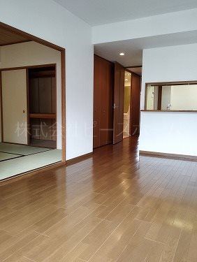 居室・リビング　※別号室参考写真