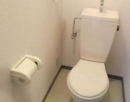 トイレ　清潔感のあるトイレです