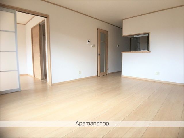 コスモパークの居間写真