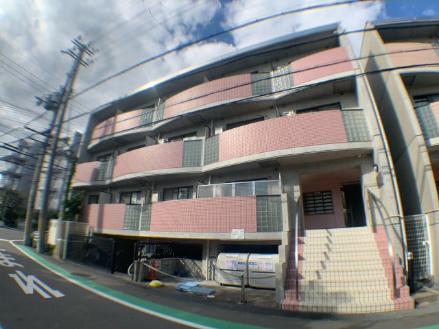 建物外観　オートロック付きで安心です♪