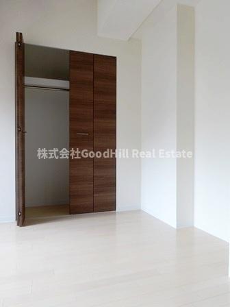 収納　フレンシアノイエ東三国