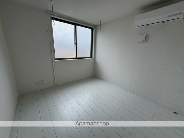 ルクシア桜ヶ丘の居間写真