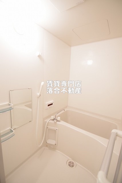 バス・シャワールーム　追い炊き機能付き