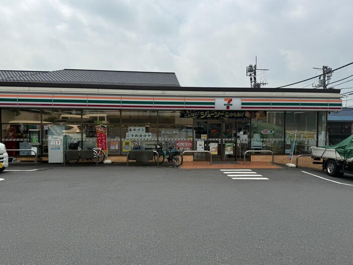 コンビニ　セブンイレブン 横浜すみれが丘店（コンビニ）まで317m