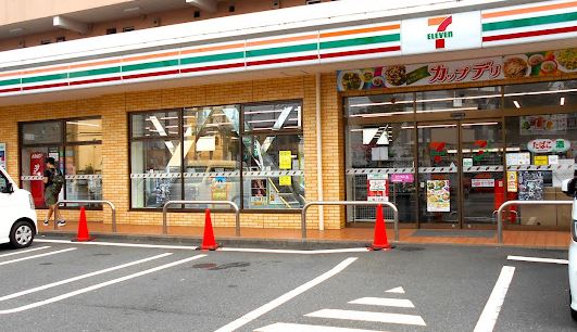 コンビニ　セブンイレブン 川崎有馬6丁目店（コンビニ）まで920m