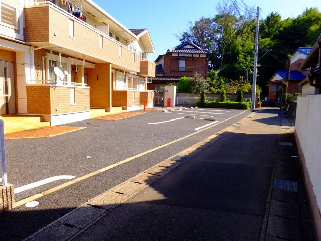 駐車場　駐車スペースもあります