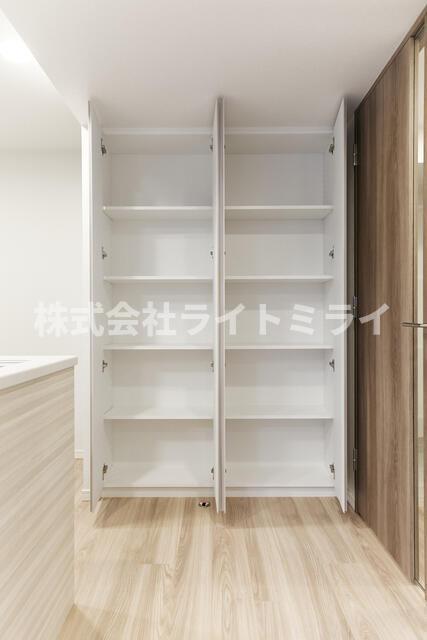 収納　※写真は同タイプ住戸です。?
