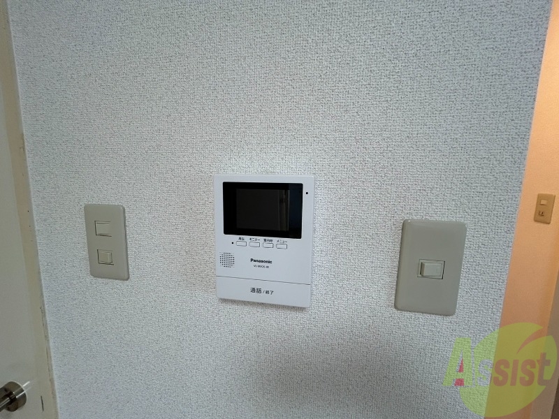 セキュリティ　窓が沢山あると日がたっぷり入って気持ち良いですよね！