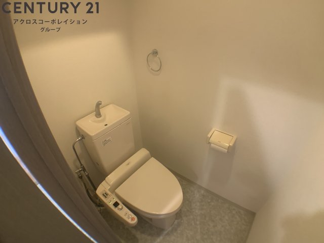 トイレ　シンプルで使いやすいトイレです♪