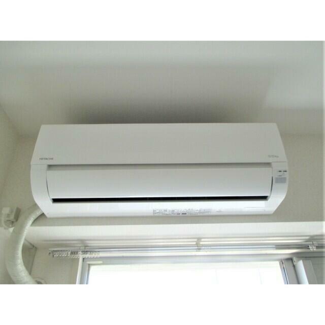 その他設備　エアコン３基（2305)