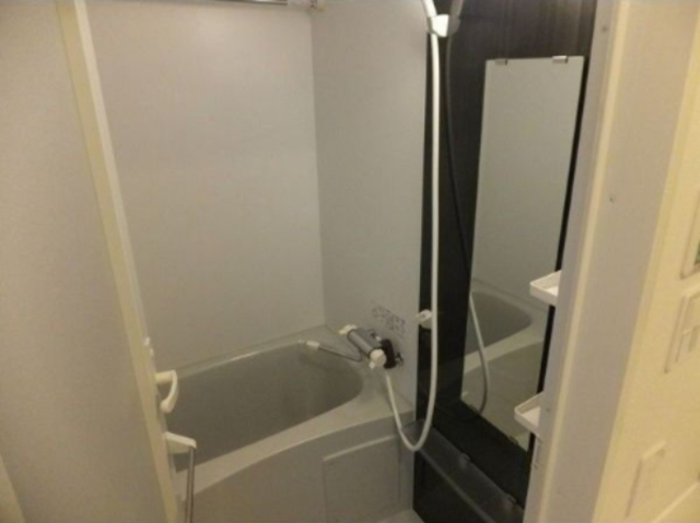 バス・シャワールーム　別部屋参考写真