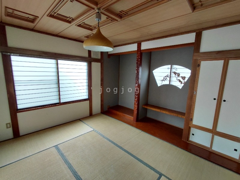 その他部屋・スペース　日当たりの良い明るいお部屋です。