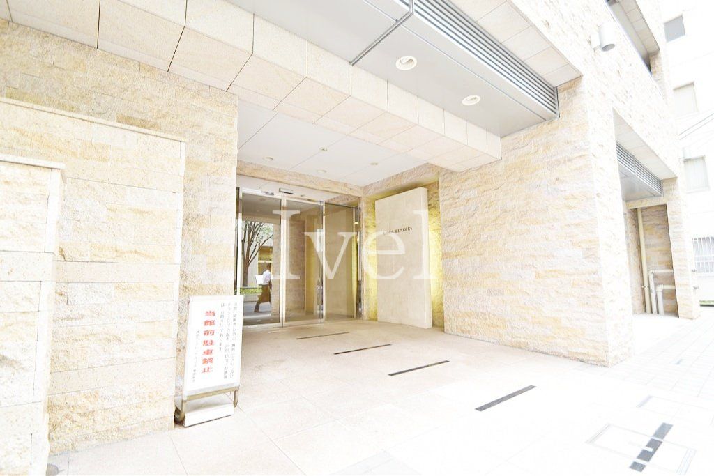 建物外観　エントランス