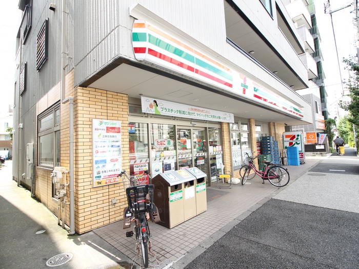 コンビニ　セブンイレブン（コンビニ）まで160m