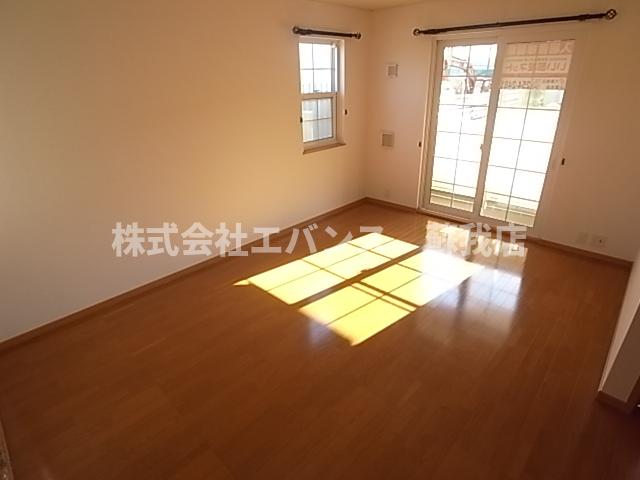 居室・リビング　ゆったりとした居間です