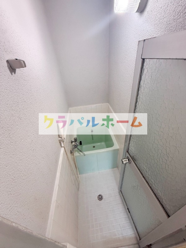 阪急京都線 南方駅 徒歩7分 2階建 築51年の風呂写真