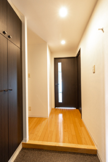 玄関　※写真は同タイプ住戸です。