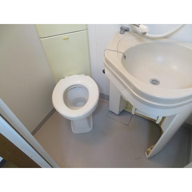 トイレ　トイレ