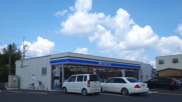 コンビニ　ローソン持田１丁目店（コンビニ）まで750m