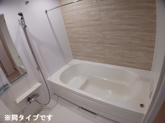 ルミナス アヴェニューの風呂写真