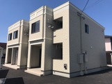 建物外観　落ち着いた雰囲気の外観です