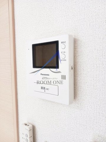 セキュリティ　モニター付きインターホンです。