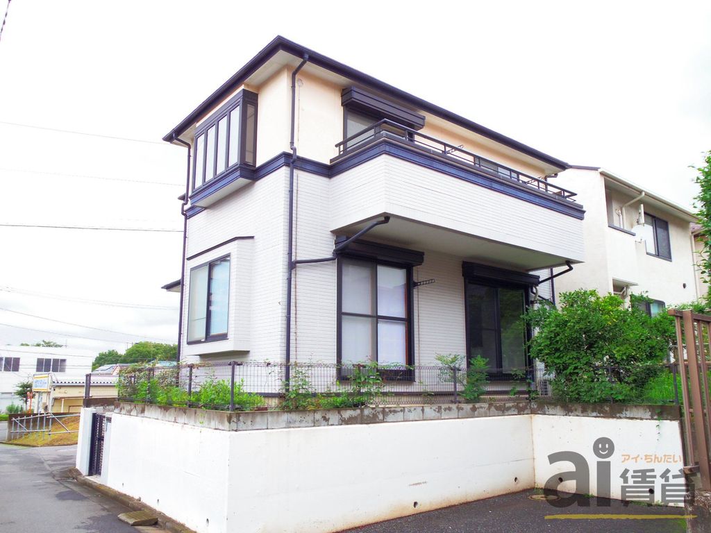建物外観　エントランス