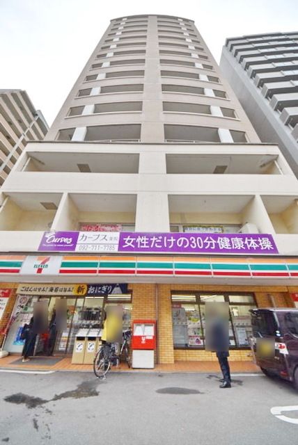 建物外観　人気のマンションタイプです