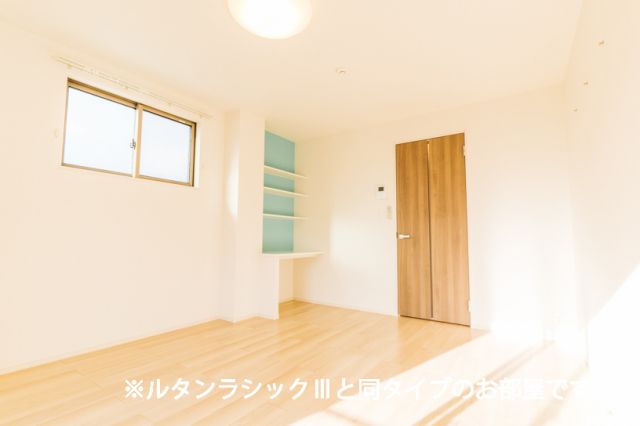 ラトゥール・エヌの居間写真