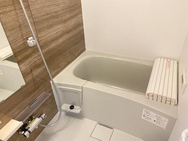 バス・シャワールーム　バス（イメージ）